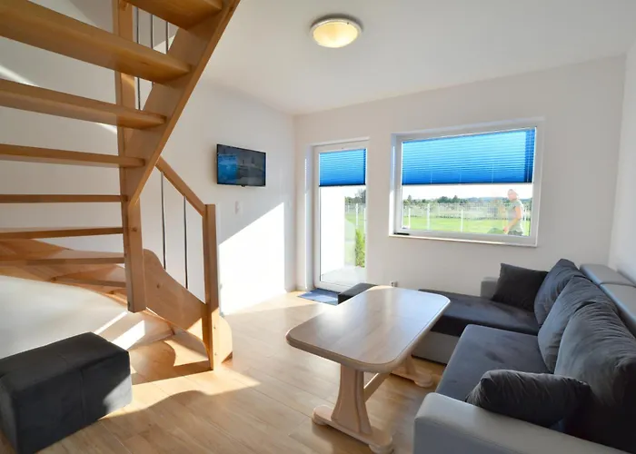 別荘 Sofia Dwupoziomowe ヤロスワビエツ